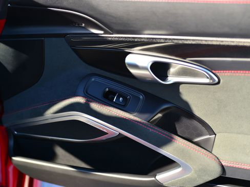 Certified 2025 Porsche 718 Boxster GTS image 12