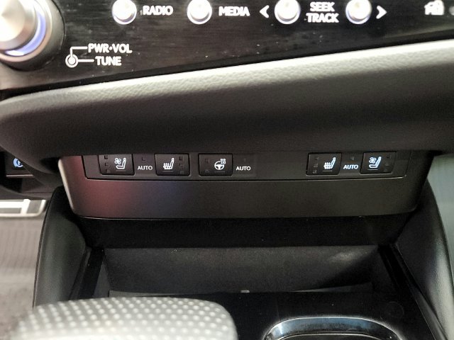 Used 2023 Lexus ES 300h F Sport FWD image 33