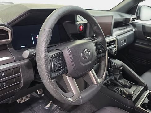 Certified 2025 Toyota Tacoma TRD Sport AWD/4WD image 12