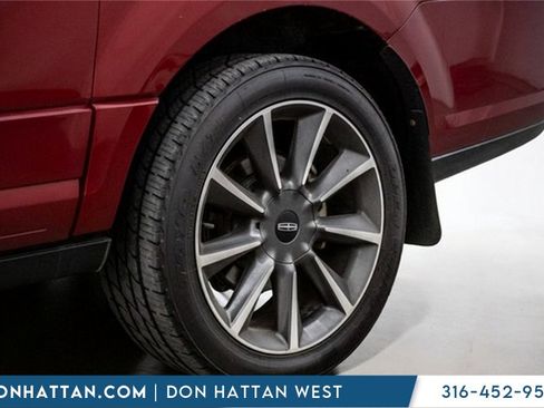 Used 2017 Lincoln Navigator L Reserve image 41