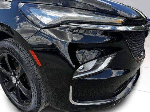 Used 2023 Buick Enclave Essence w/ Experience Buick Package FWD image 11