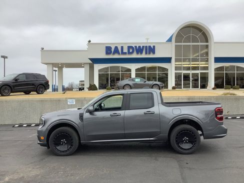 New 2026 Ford Maverick Lobo image 4