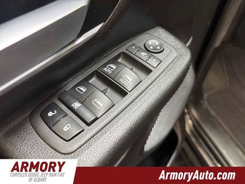 Used 2022 RAM 1500 Big Horn image 8