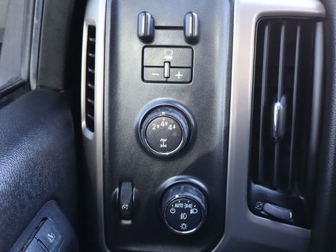 Used 2018 GMC Sierra 3500 Denali w/ Duramax Plus Package image 33