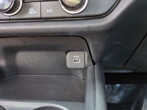 Certified 2024 Honda HR-V Sport image 26