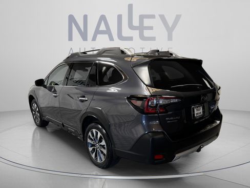 Used 2024 Subaru Outback Touring XT AWD/4WD image 3