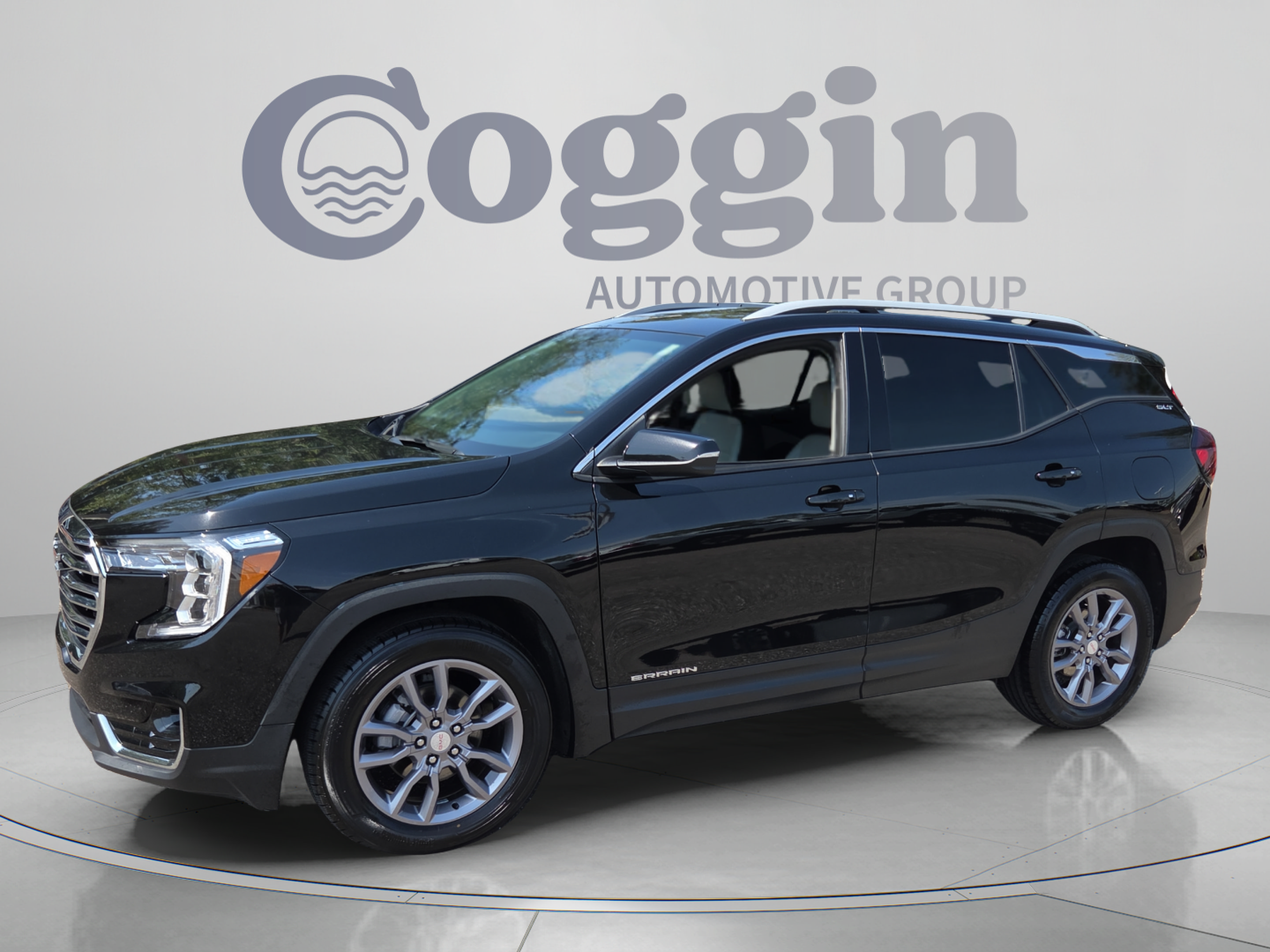 Certified 2024 GMC Terrain SLT FWD image 1