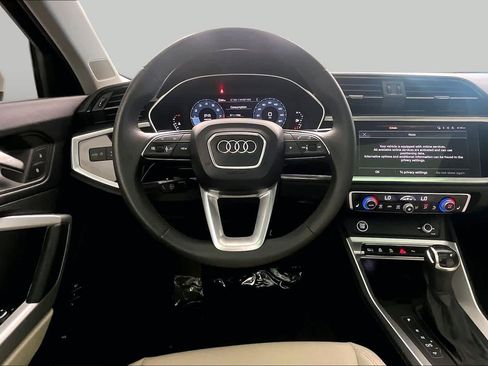 Used 2024 Audi Q3 2.0T Premium AWD/4WD image 6