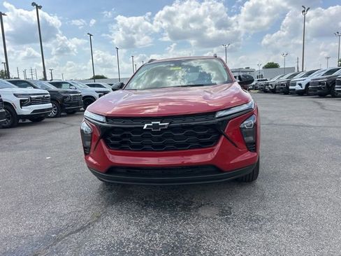 New 2026 Chevrolet Trax LT FWD image 8