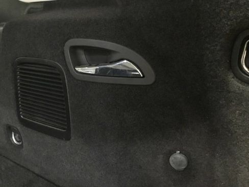 Used 2019 Buick Envision Essence image 48