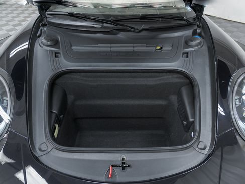 Certified 2019 Porsche 911 Targa 4 GTS image 12