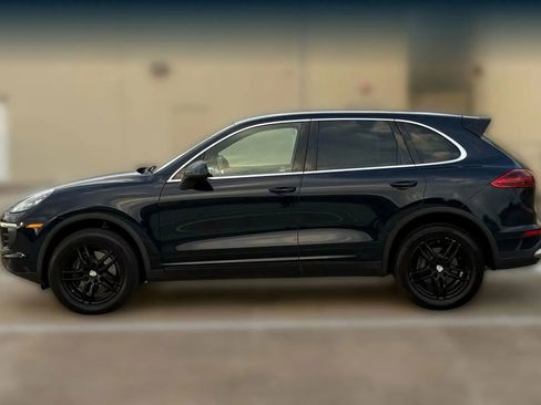 Used 2016 Porsche Cayenne image 5