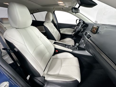 Used 2018 MAZDA MAZDA3 Grand Touring FWD image 28