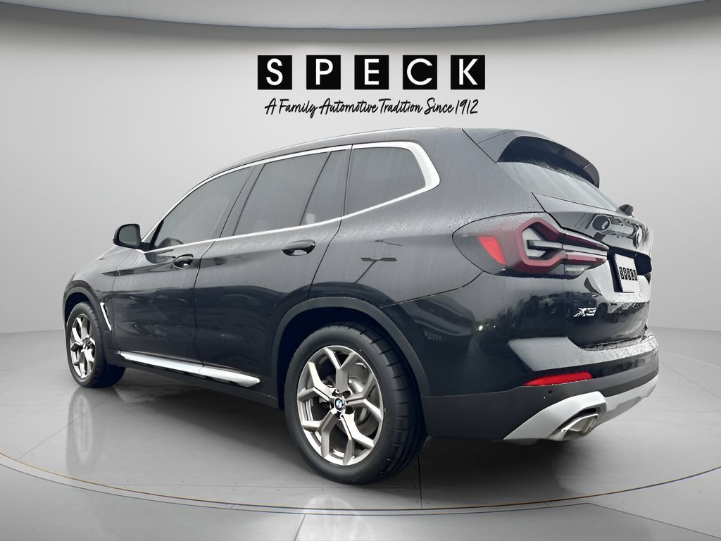 Used 2022 BMW X3 xDrive30i w/ Convenience Package AWD/4WD image 3