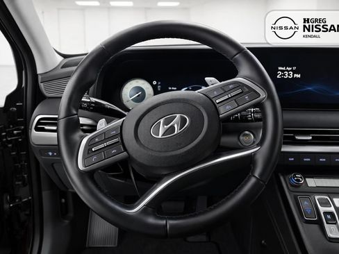 Used 2024 Hyundai Palisade Limited FWD image 8