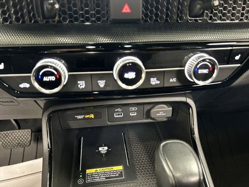 Used 2023 Honda CR-V Sport Touring image 17