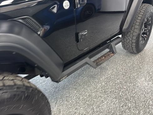 Used 2019 Jeep Wrangler Sport AWD/4WD image 32