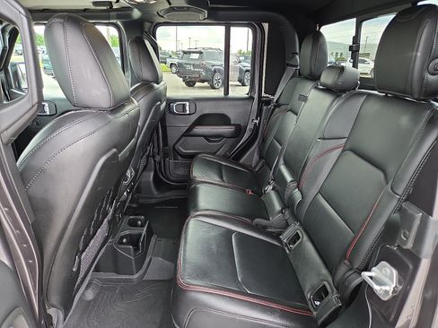Used 2022 Jeep Gladiator Rubicon w/ LED Lighting Group AWD/4WD image 10