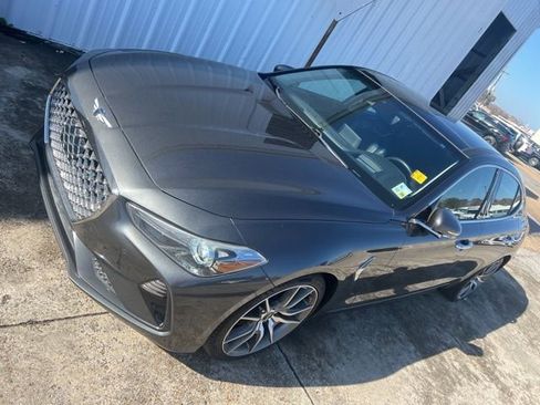 Used 2021 Genesis G70 2.0T w/ Prestige Package image 16