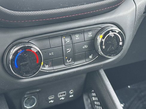 Certified 2023 Chevrolet TrailBlazer RS image 31