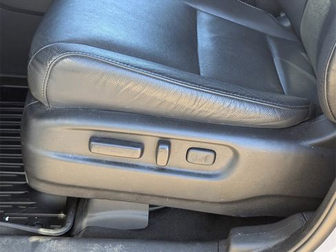 Certified 2022 Honda Pilot Special Edition image 11