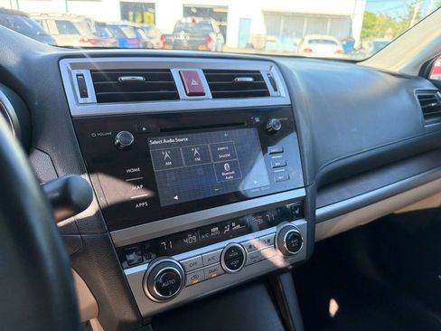 Used 2017 Subaru Outback 3.6R Limited AWD/4WD image 19