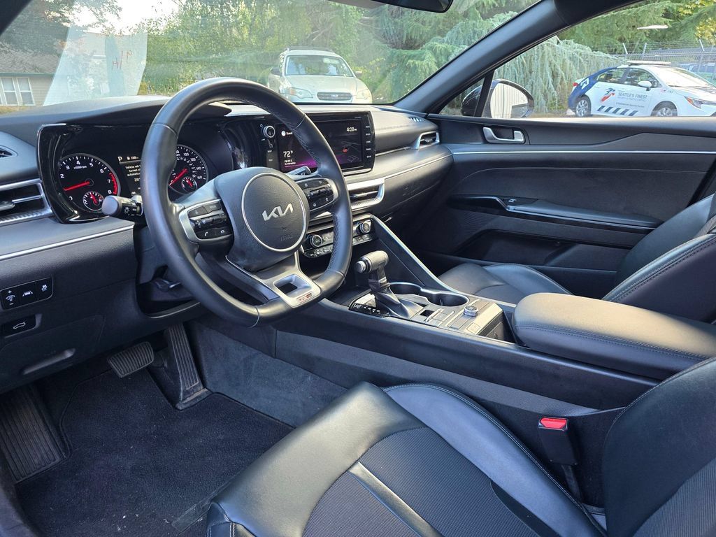 Used 2022 Kia K5 GT-Line w/ GT-Line FWD Premium Package image 11