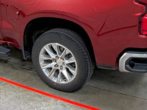 Certified 2022 Chevrolet Silverado 1500 LTZ image 9