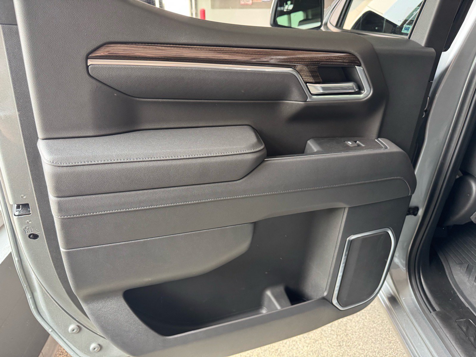 Used 2026 Chevrolet Silverado 1500 RST AWD/4WD image 10