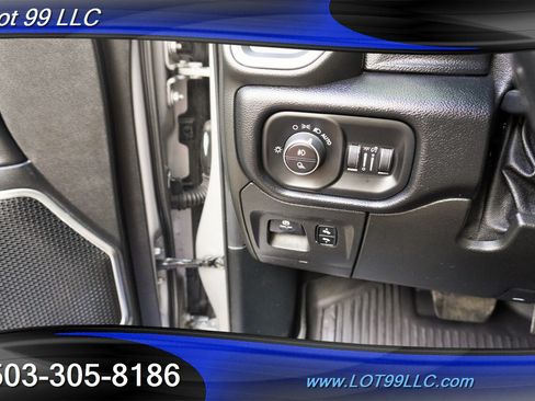 Used 2019 RAM 1500 Laramie AWD/4WD image 26