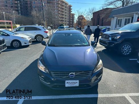 Used 2015 Volvo V60 T5 Premier image 4