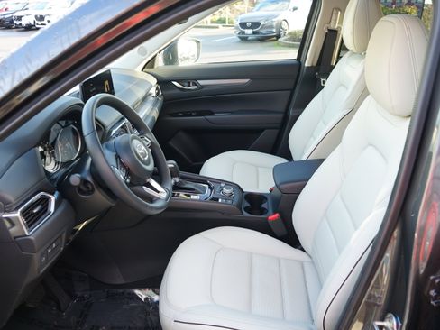 Certified 2025 MAZDA CX-5 AWD 2.5 S w/ Preferred Package image 14