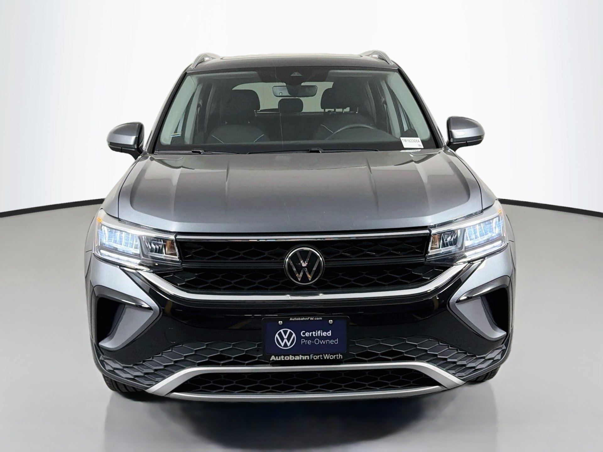 Certified 2023 Volkswagen Taos SE w/ Panoramic Sunroof Package FWD image 2