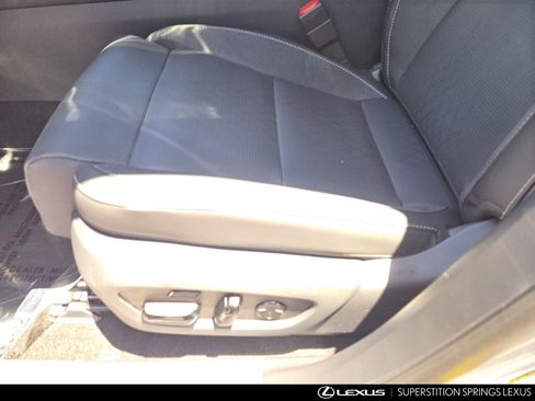 Used 2026 Lexus RX 450h AWD w/ Convenience Package image 16