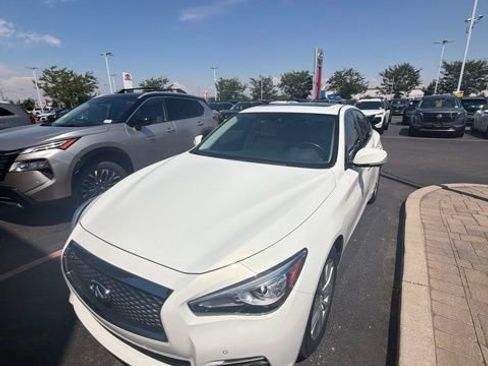 Used 2014 INFINITI Q50 Premium w/ Deluxe Touring Package AWD/4WD image 2