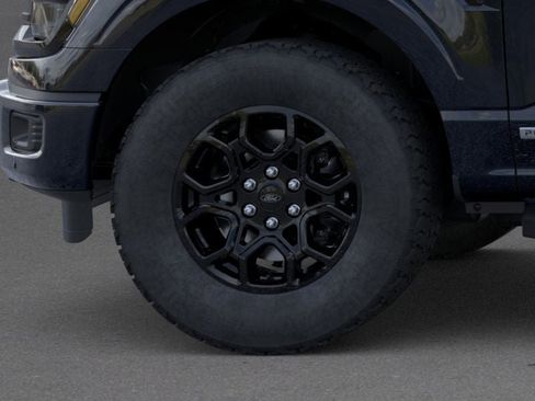 New 2025 Ford F150 XLT w/ Equipment Group 302A MID image 19
