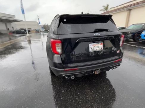 Used 2020 Ford Explorer ST w/ ST Street Pack image 7