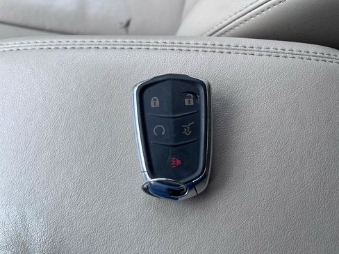 Used 2016 Cadillac SRX Luxury w/ Driver Awareness Package FWD image 36
