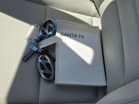 Used 2024 Hyundai Santa Fe Calligraphy AWD/4WD image 10