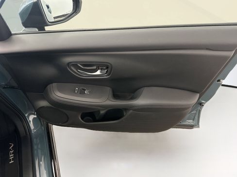 Used 2026 Honda HR-V EX-L image 33