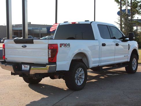 Used 2021 Ford F250 XLT w/ FX4 Off-Road Package AWD/4WD image 13