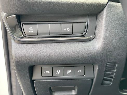 Certified 2023 MAZDA CX-30 AWD 2.5 S w/ Premium Package image 17