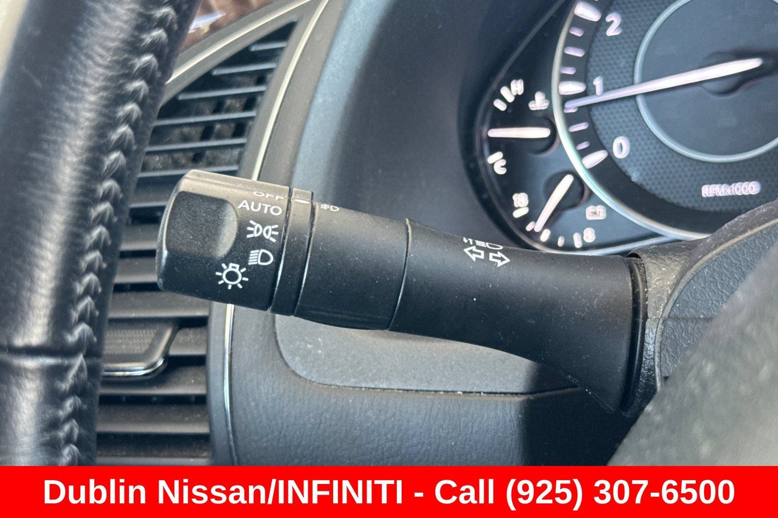 Used 2019 Nissan Armada SL w/ Premium Package RWD image 48