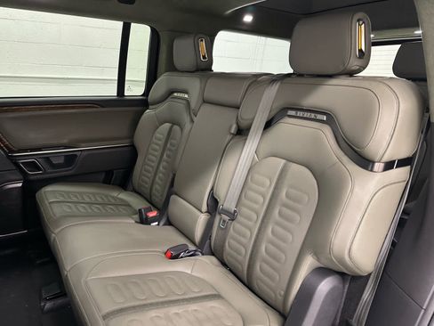 Used 2024 Rivian R1S Adventure image 16