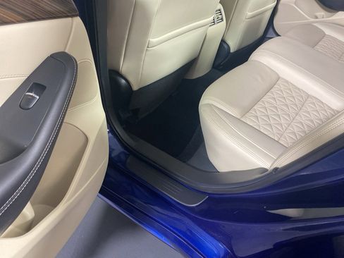 Used 2016 Nissan Maxima Platinum image 27