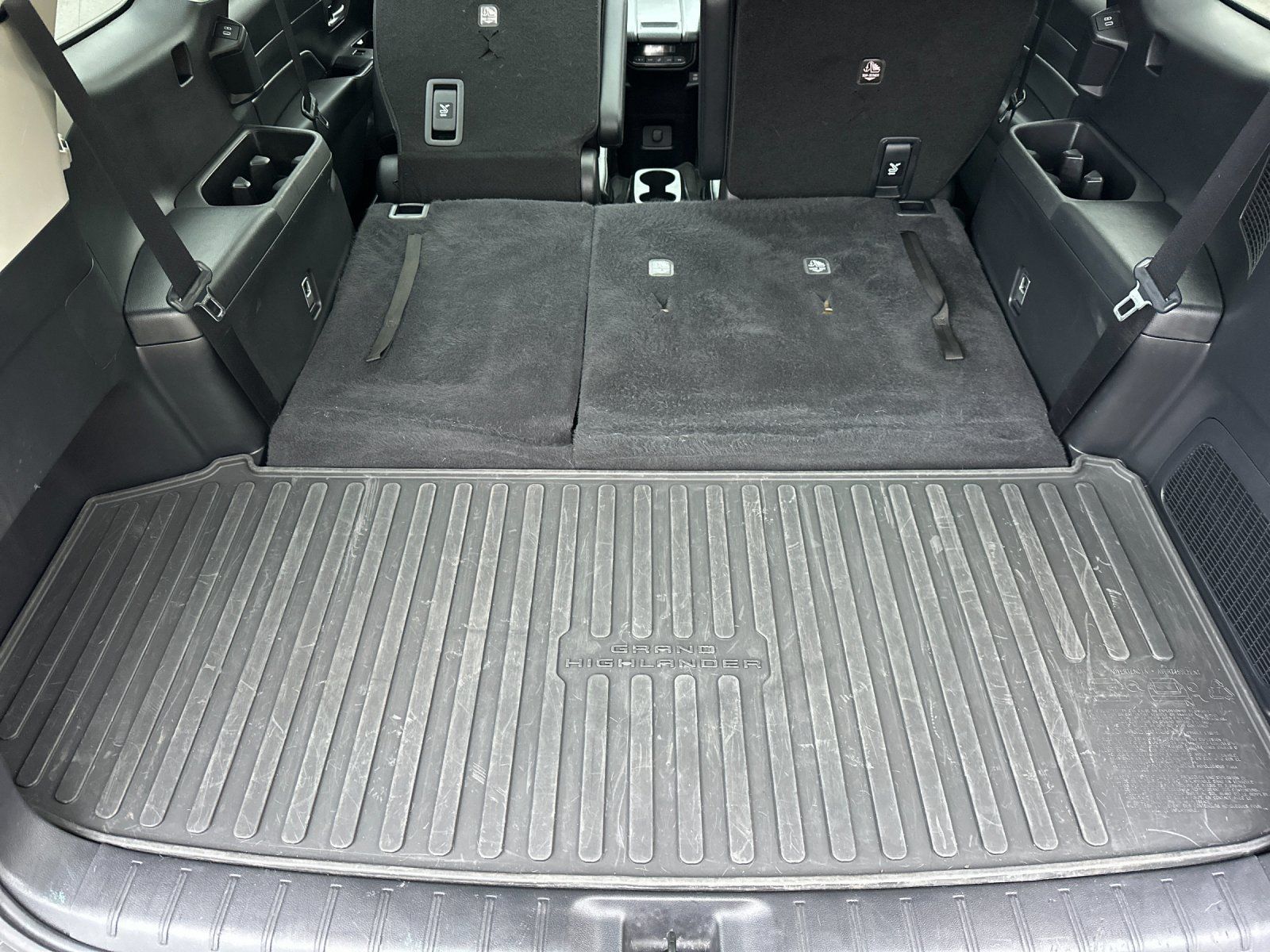 Used 2024 Toyota Grand Highlander AWD Hybrid image 15