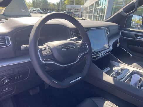New 2026 Jeep Grand Wagoneer L Limited AWD/4WD image 25