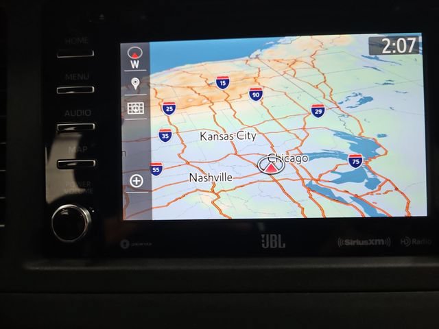 Used 2020 Toyota Sienna SE Premium w/ Nightshade Edition FWD image 21