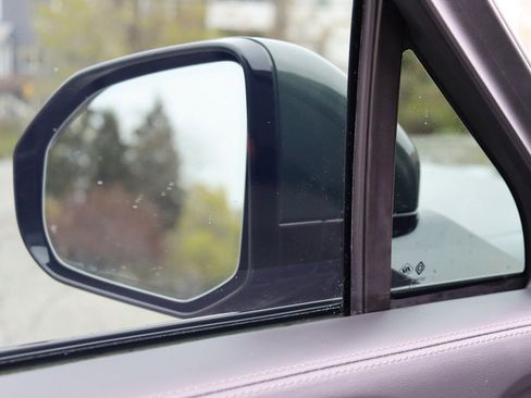 Used 2023 Rivian R1S Adventure image 25