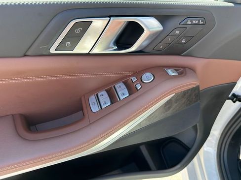 Used 2023 BMW X7 xDrive40i w/ M Sport Package image 58